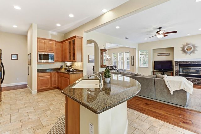 1168 Venezia Dr, El Dorado Hills, CA 95762