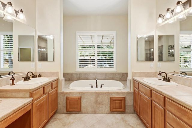 1168 Venezia Dr, El Dorado Hills, CA 95762