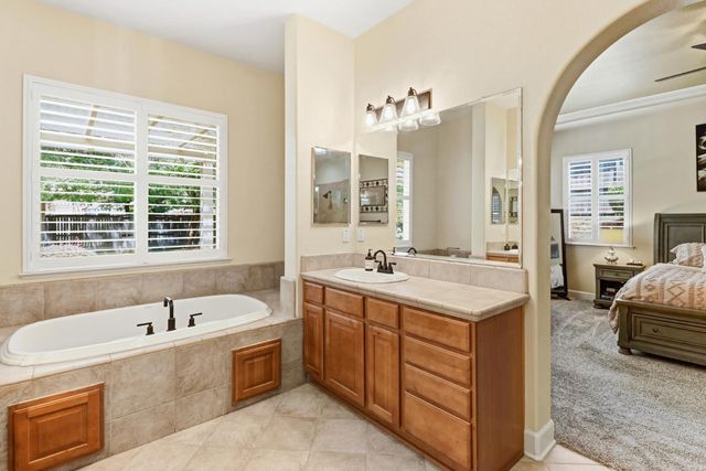 1168 Venezia Dr, El Dorado Hills, CA 95762