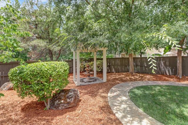 1168 Venezia Dr, El Dorado Hills, CA 95762