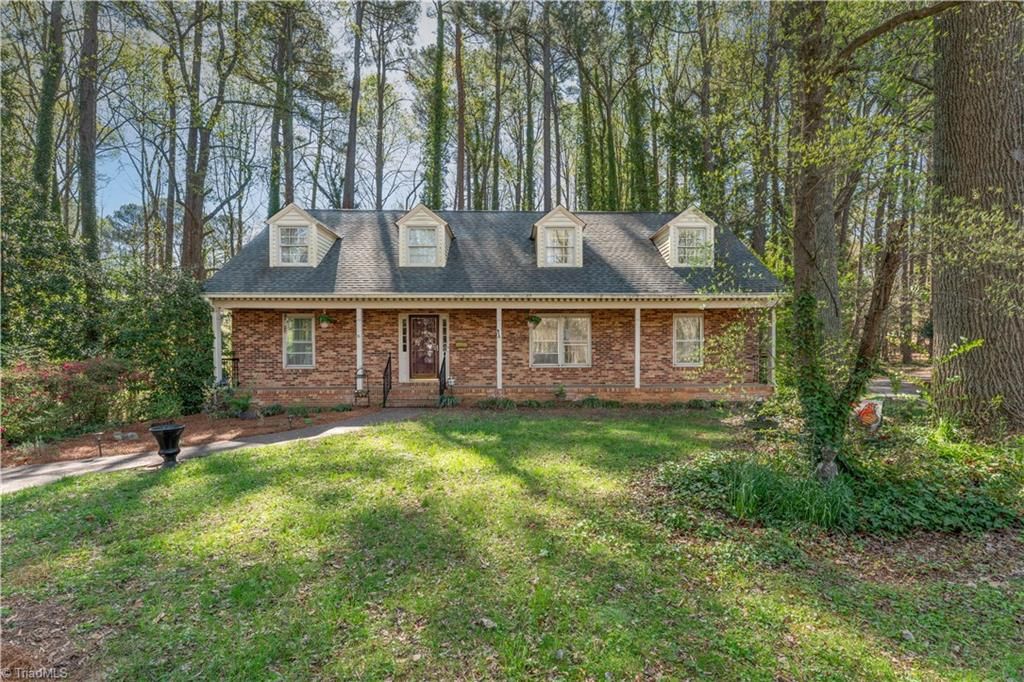 604 Whittington Place, Statesville, NC 28677