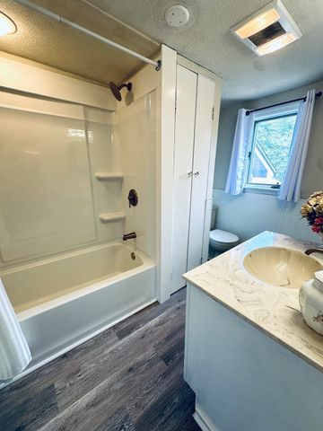 122 Haviland St, Ludlow, MA 01056