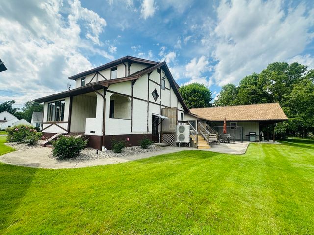 122 Haviland St, Ludlow, MA 01056
