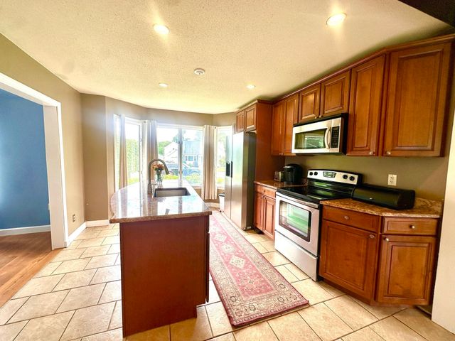122 Haviland St, Ludlow, MA 01056