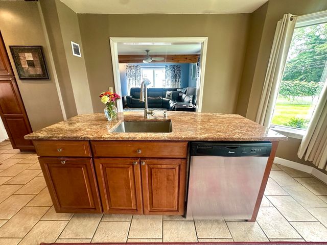 122 Haviland St, Ludlow, MA 01056