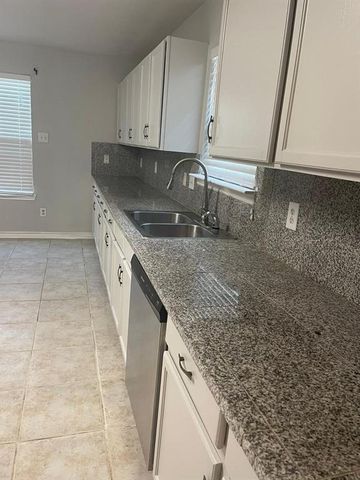 5615 W Harrow Drive, Houston, TX 77084
