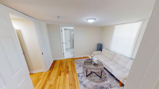 266 Webster St, Worcester, MA 01603
