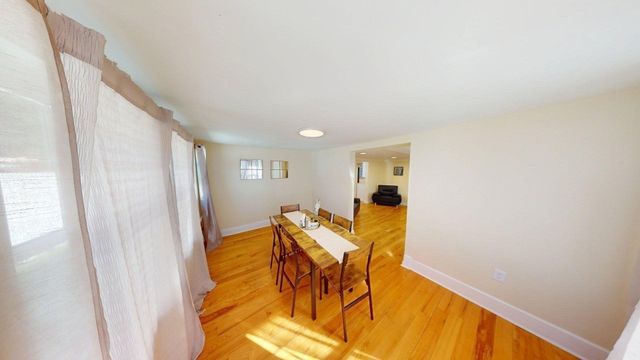 266 Webster St, Worcester, MA 01603