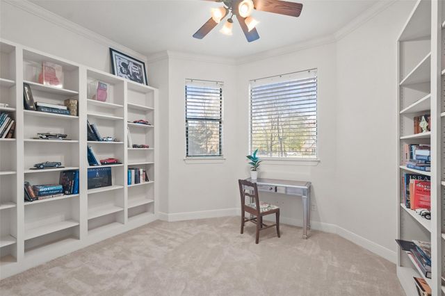 5 Oak Crest Circle, Magnolia, TX 77354