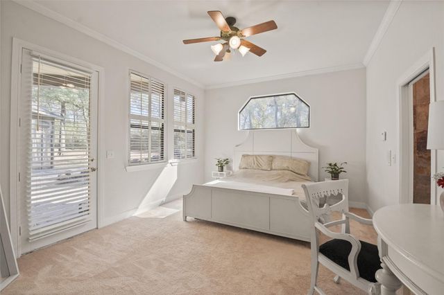 5 Oak Crest Circle, Magnolia, TX 77354
