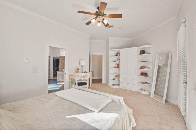 5 Oak Crest Circle, Magnolia, TX 77354