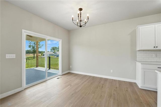 27010 E Olive Drive, Lee's Summit, MO 64086