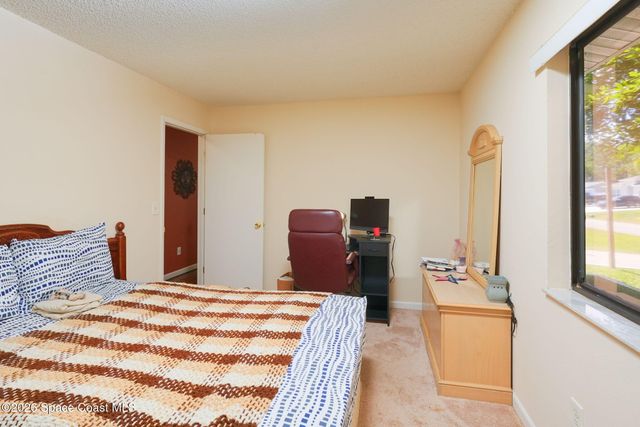 200 Ensenada Street SE, Palm Bay, FL 32909
