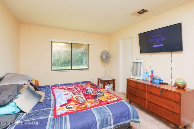 200 Ensenada Street SE, Palm Bay, FL 32909