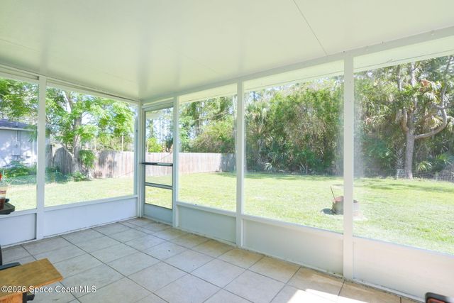 200 Ensenada Street SE, Palm Bay, FL 32909