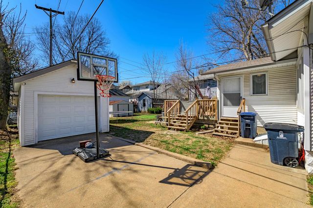 515 W Olive, El Dorado, KS 67042