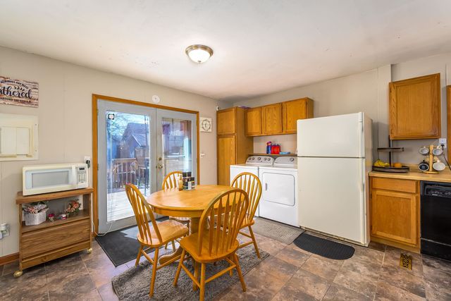 515 W Olive, El Dorado, KS 67042