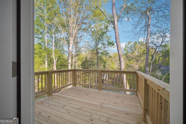 6405 Crystal Cove Trail R, Gainesville, GA 30506