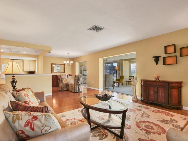 3262 BROCKTON LANE 608, Sarasota, FL 34239