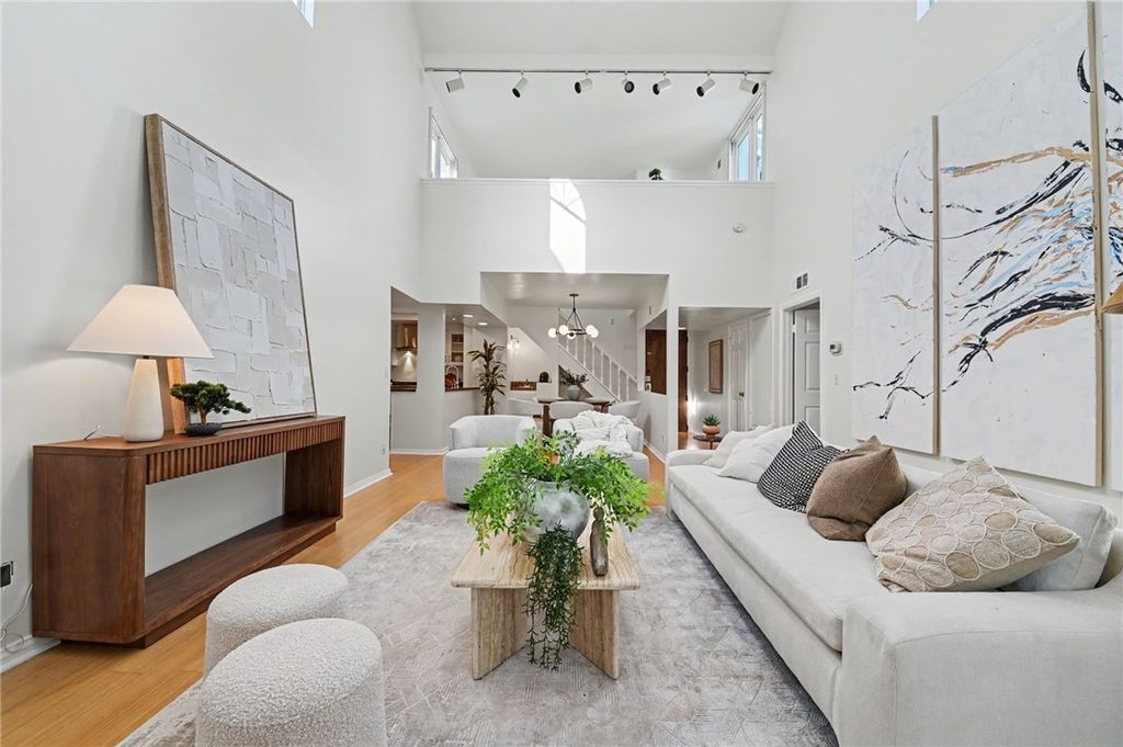 11667 Gorham 304, Los Angeles, CA 90049 — photo 3
