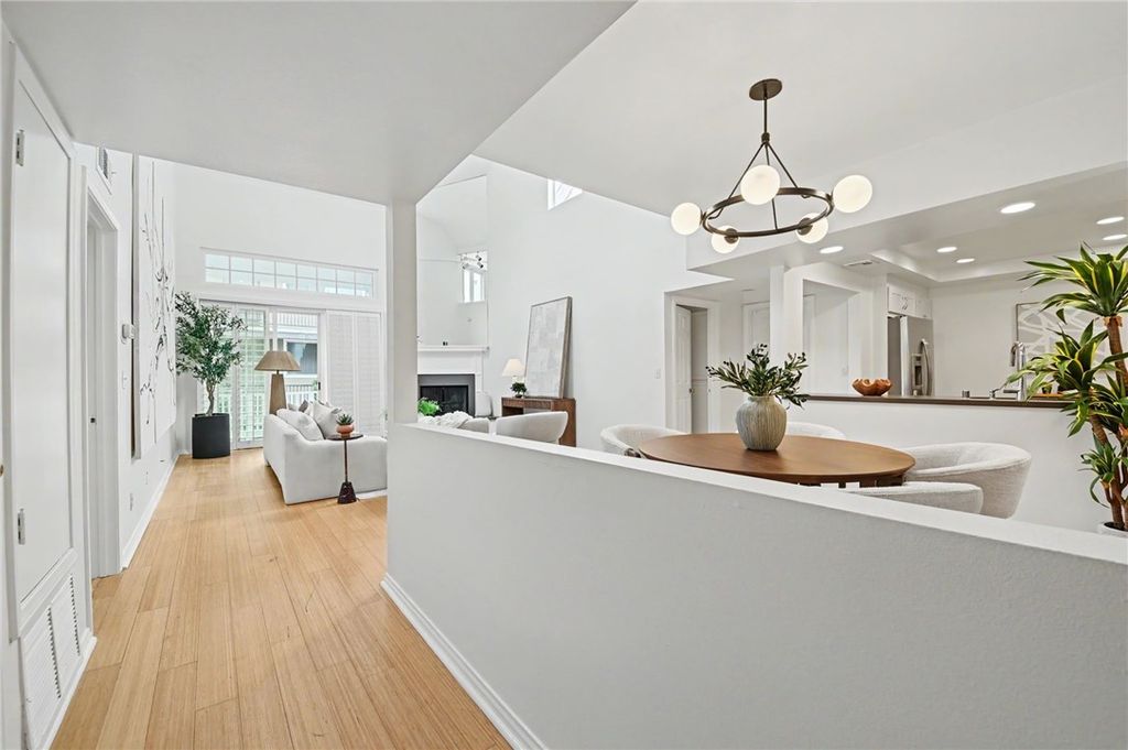 11667 Gorham 304, Los Angeles, CA 90049 — photo 4