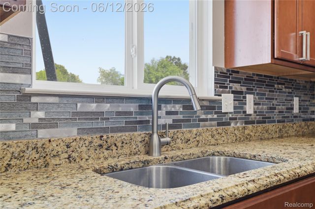 6176 Sterling Trail, Dexter Township, MI 48130