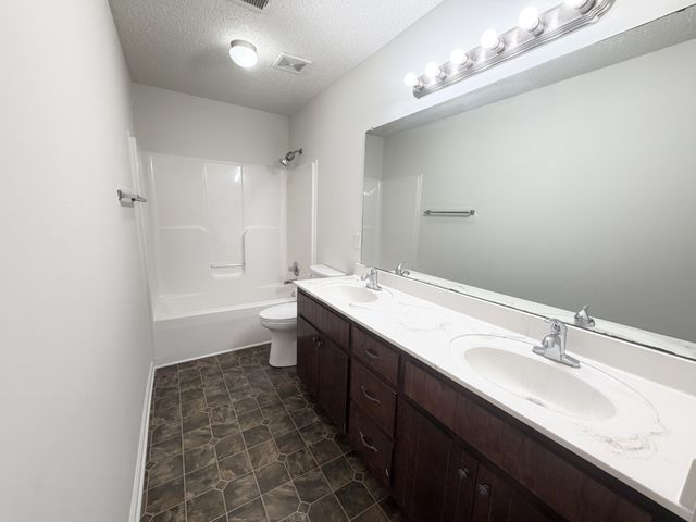 3782 Man O War Blvd, Clarksville, TN 37042
