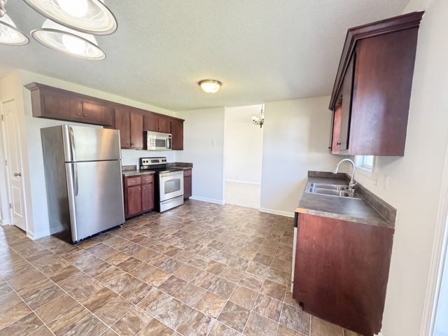 3782 Man O War Blvd, Clarksville, TN 37042