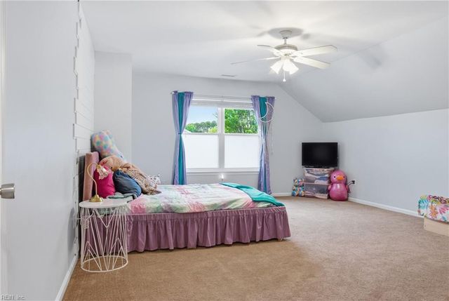 1241 Mozart DR, Virginia Beach, VA 23454