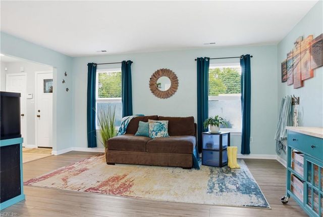 1241 Mozart DR, Virginia Beach, VA 23454