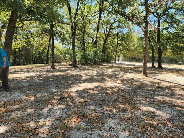 1097 N Pr 1270, Centerville, TX 75833