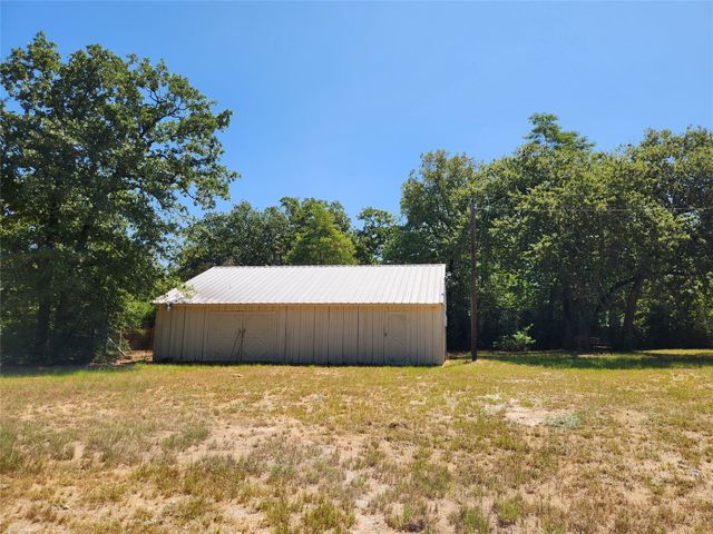 1097 N Pr 1270, Centerville, TX 75833
