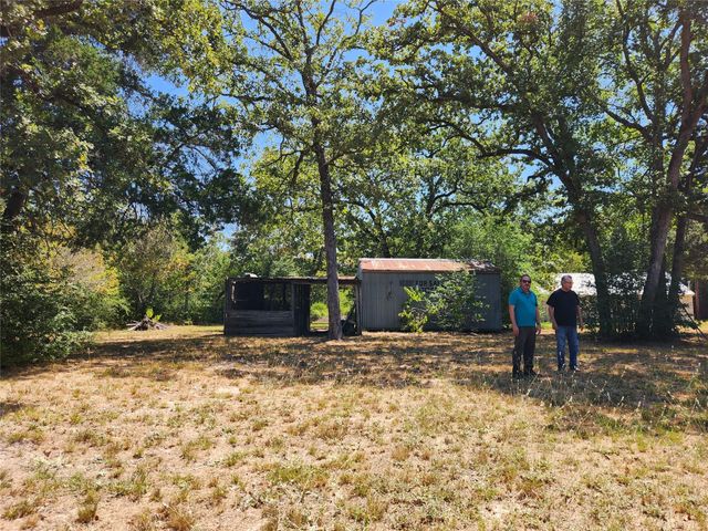 1097 N Pr 1270, Centerville, TX 75833