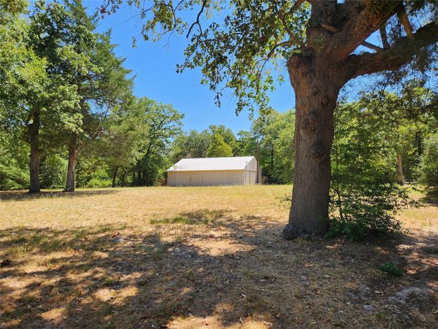 1097 N Pr 1270, Centerville, TX 75833