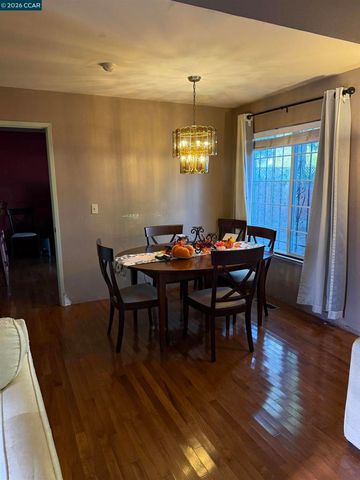278 6th St, Richmond, CA 94801