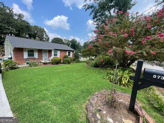 573 Alfred Road NW, Atlanta, GA 30331