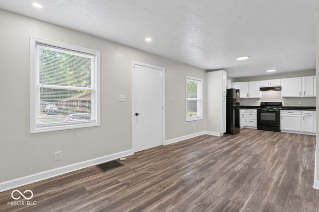 3706 Baltimore Avenue, Indianapolis, IN 46218