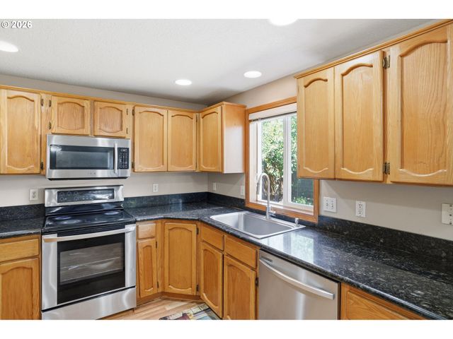 16406 Ne 33RD St, Vancouver, WA 98682
