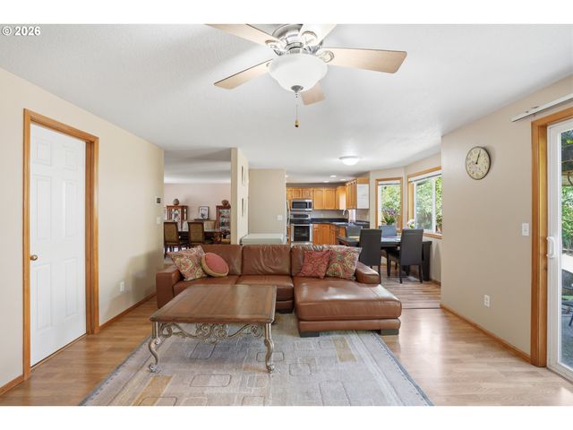 16406 Ne 33RD St, Vancouver, WA 98682