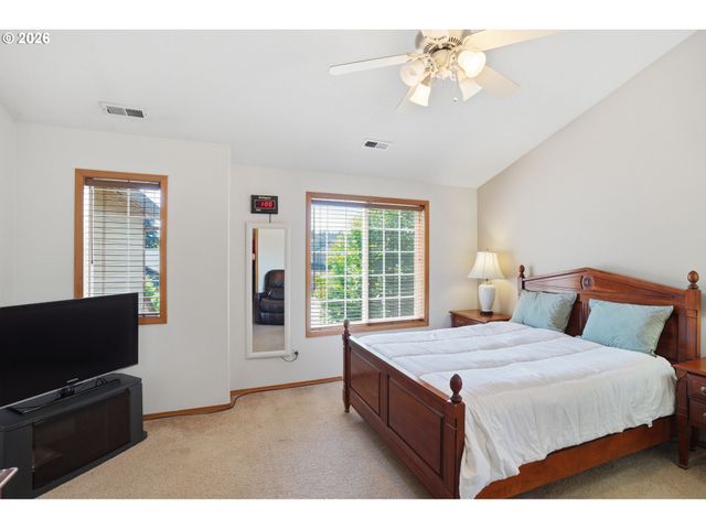 16406 Ne 33RD St, Vancouver, WA 98682