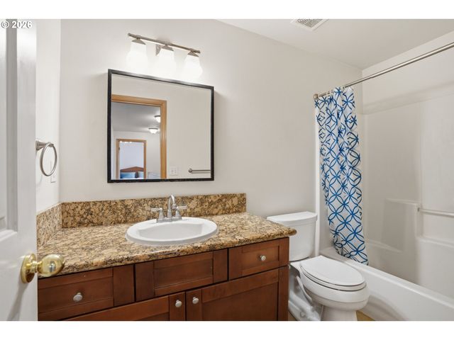 16406 Ne 33RD St, Vancouver, WA 98682