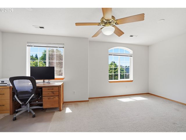 16406 Ne 33RD St, Vancouver, WA 98682