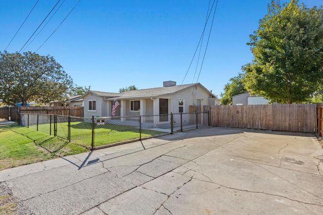 1860 15th St, Olivehurst, CA 95961