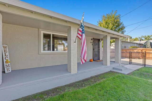 1860 15th St, Olivehurst, CA 95961