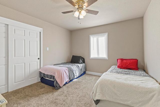 1860 15th St, Olivehurst, CA 95961