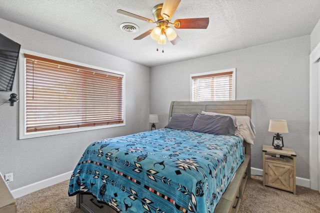 1860 15th St, Olivehurst, CA 95961