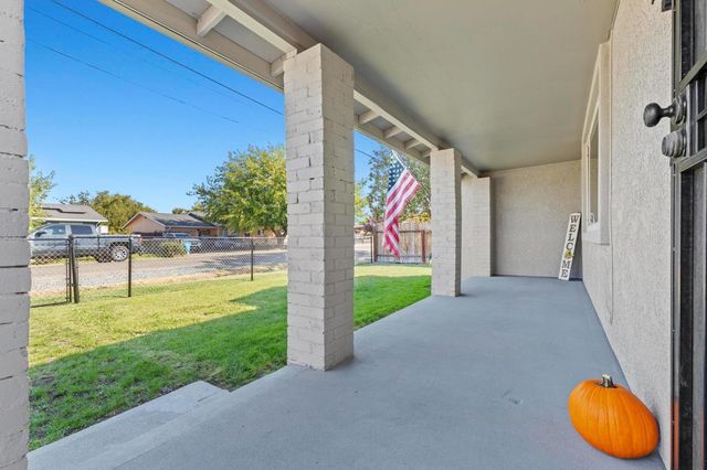 1860 15th St, Olivehurst, CA 95961