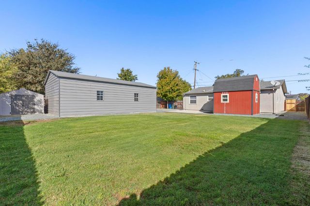 1860 15th St, Olivehurst, CA 95961