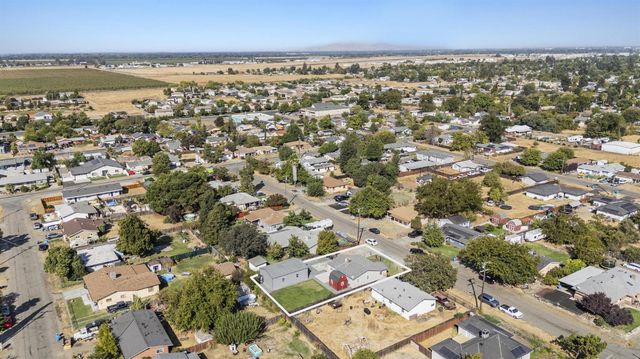 1860 15th St, Olivehurst, CA 95961