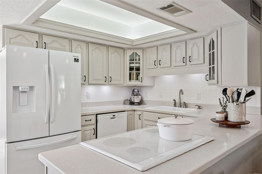 Image 12 of property listing at 4202 WOODLYNNE LANE, Orlando, FL 32812